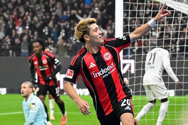 (251110) -- FRANKFURT, Nov. 10, 2025 -- Doan Ritsu of Eintracht Frankfurt celebrates scoring during the German first division Bundesliga football match between Eintracht Frankfurt and FSV Mainz 05 in Frankfurt, Germany, Nov. 9, 2025. (Photo by Xinhua) (SP)GERMANY-FRANKFURT-FOOTBALL-BUNDESLIGA-FRANKFURT VS MAINZ UlrichxHufnagel 