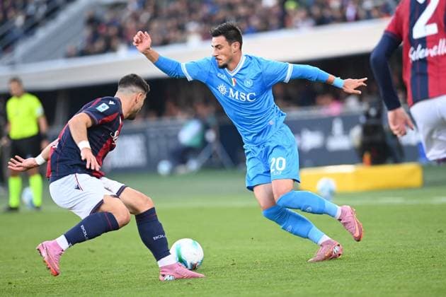 CALCIO - Serie A - Bologna FC vs SSC Napoli Elmas Ellif (Napoli SSc) in action during Bologna FC vs SSC Napoli, Italian soccer Serie A match in Bologna, Italy, November 09 2025 Bologna Italy  Copyright: xIPAxSport ABACAx