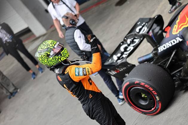 MOTORI - Formula 1 - MSC Cruises Grande Premio de Sao Paulo 2025 Lando Norris (GBR) - McLaren Formula 1 Team - McLaren MCL39 - Mercedes during the Race of the Formula 1 MSC Cruises Sao Paulo Grand Prix 2025 at Autodromo Jose Carlos Pace, Sao Paulo, Brazil, ahead of Round 21 of 24 of the 2025 FIA Formula One World Championship, WM, Weltmeisterschaft (November 6â??9, 2025). Sao Paulo Brazil  Copyright: xIPAxSport ABACAx