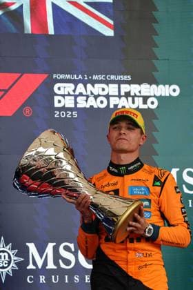 MOTORI - Formula 1 - MSC Cruises Grande Premio de Sao Paulo 2025 Lando Norris (GBR) - McLaren Formula 1 Team - McLaren MCL39 - Mercedes during the Race of the Formula 1 MSC Cruises Sao Paulo Grand Prix 2025 at Autodromo Jose Carlos Pace, Sao Paulo, Brazil, ahead of Round 21 of 24 of the 2025 FIA Formula One World Championship, WM, Weltmeisterschaft (November 6â??9, 2025). Sao Paulo Brazil  Copyright: xIPAxSport ABACAx