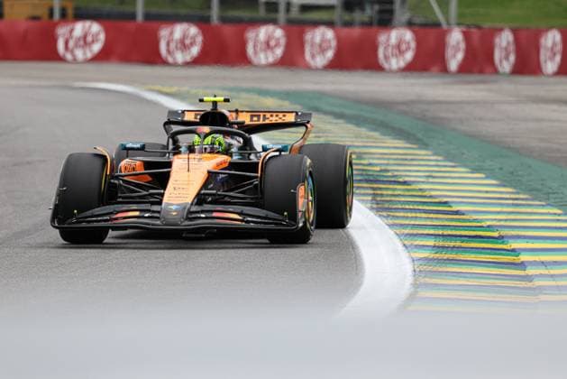 MOTORI - Formula 1 - MSC Cruises Grande Premio de Sao Paulo 2025 Lando Norris (GBR) - McLaren Formula 1 Team - McLaren MCL39 - Mercedes during the Race of the Formula 1 MSC Cruises Sao Paulo Grand Prix 2025 at Autodromo Jose Carlos Pace, Sao Paulo, Brazil, ahead of Round 21 of 24 of the 2025 FIA Formula One World Championship, WM, Weltmeisterschaft (November 6â??9, 2025). Sao Paulo Brazil  Copyright: xIPAxSport ABACAx