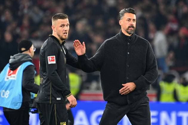 Jeffrey GOUWELEEUW Augsburg , Sandro WAGNER Coach FC Augsburg after the match, Soccer 1 Bundesliga Season 2025 2026, 10 Matchday, Matchday10 VfB Stuttgart FC Augsburg 3 2 on 09 11 2025 MHP ARENA