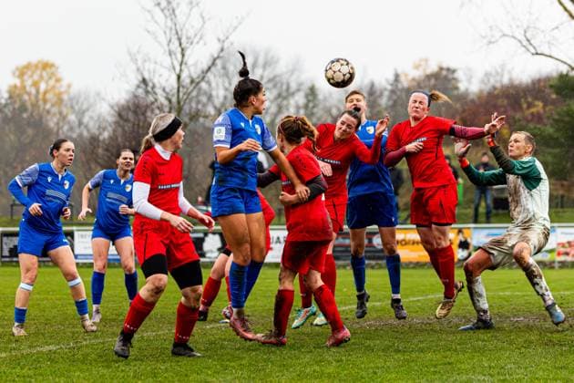 09 11 2025, GER, Soccer, Women, Season 2025 2026, State Cup, TSV Sundhausen 1869 FC Carl Zeiss Jena U20 Juniors In the Womens State Cup, FC Carl Zeiss Jena U20 Juniors won their away match at TSV Sundhausen 1869 with 0 7 99867 Gotha OT Sundhausen Rasenplatz Sportplatz Truegleb Thüringen Germany