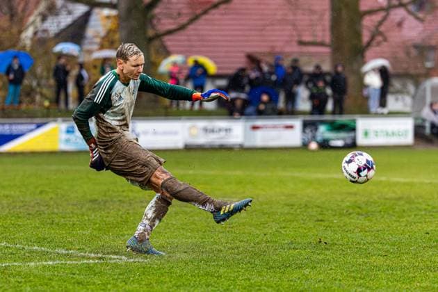09 11 2025, GER, Soccer, Women, Season 2025 2026, State Cup, TSV Sundhausen 1869 FC Carl Zeiss Jena U20 Juniors Sylvana Curth TSV 1869 Sundhausen 99867 Gotha OT Sundhausen Lawn Sports Field Truegleb Thuringia Germany