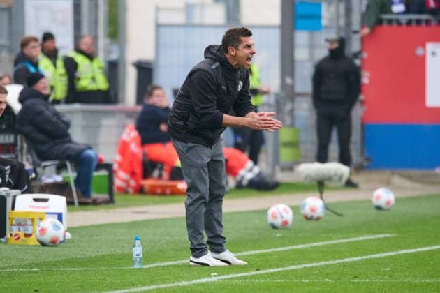 09 11 2025, Football, Men, 2 BL Bundesliga , Season 2025 2026, Holstein Kiel Fortuna Düsseldorf, 12 Matchday Coach Marcel Rapp Kiel Kiel Holstein Stadion Schleswig Holstein Germany