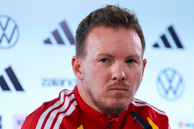 Bundestrainer Julian Nagelsmann (Germany) stellt sich bei der Pressekonferenz den Fragen der Journalisten, , Pressekonferenz mit Bundestrainer Julian Nagelsmann, Volkswagen Arena am 10. November 2025 in Wolfsburg, Deutschland. (Foto von Marco Steinbrenner DeFodi Images) Bundestrainer Julian Nagelsmann (Germany) answers journalists questions at the press conference, PK, Pressekonferenz , Pressekonferenz mit Bundestrainer Julian Nagelsmann, Volkswagen Arena, November 10, 2025 in Wolfsburg, Germany. (Photo by Marco Steinbrenner DeFodi Images) DFL regulations prohibit any use of photographs as image sequences and or quasi-video. Bundestrainer Julian Nagelsmann Germany answers journalists questions at the press conference, , Press conference with Bundestrainer Julian Nagelsmann, Volkswagen Arena, November 10, 2025 in Wolfsburg, Germany Photo by Marco Steinbrenner DeFodi Images Bundestrainer Julian Nagelsmann Germany answers journalists questions at the press conference, , Press conference with national coach Julian Nagelsmann, Volkswagen Arena, November 10, 2025 in Wolfsburg, Germany Photo by Marco Steinbrenner DeFodi Images DFL regulations prohibit any use of photographs as image sequences and or quasi video