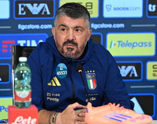 RECORD DATE NOT STATED November 10, 2025, Firenze, Italy: Italy s head coach Gennaro Gattuso attends a press conference, PK, Pressekonferenz to present the squad for the upcoming FIFA World Cup, WM, Weltmeisterschaft, Fussball qualifiers matches, in Coverciano, Italy, 10 November 2025. ANSA CLAUDIO GIOVANNINI Italy Head Coach Gattuso Presents Squad For Upcoming FIFA World Cup Qualifiers  - ZUMAa110 20251110_zaf_a110_007 Copyright: xClaudioxGiovanninix