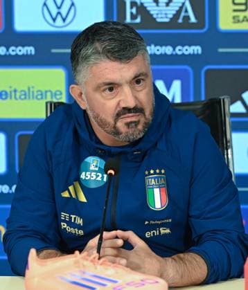 RECORD DATE NOT STATED November 10, 2025, Firenze, Italy: Italy s head coach Gennaro Gattuso attends a press conference, PK, Pressekonferenz to present the squad for the upcoming FIFA World Cup, WM, Weltmeisterschaft, Fussball qualifiers matches, in Coverciano, Italy, 10 November 2025. ANSA CLAUDIO GIOVANNINI Italy Head Coach Gattuso Presents Squad For Upcoming FIFA World Cup Qualifiers  - ZUMAa110 20251110_zaf_a110_009 Copyright: xClaudioxGiovanninix