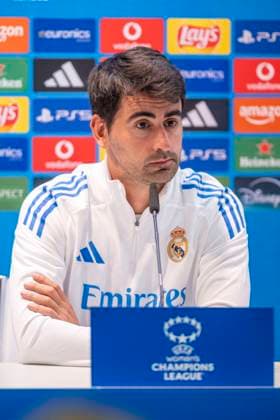 November 10, 2025, Madrid, Madrid, Spain: Pre-match press conference, PK, Pressekonferenz for the Women s Champions League match between REAL MADRID WOMEN Vs. PARIS FOOTBALL CLUB WOMEN, coach PAU MARC QUESADA. November 10, 2025, Valdebebas, Madrid, Spain. Madrid Spain - ZUMAc312 20251110_zsp_c312_043 Copyright: xOscarxManuelxSanchezx