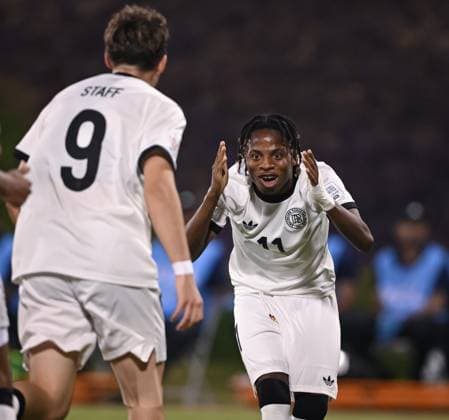 Football, Junior U 17 World Cup 2025 in Doha Qatar Preliminary Round 10 11 2025 Group G El Salvador Germany JUBEL Germany Goalscorer to 3 0 Wisdom Mike re