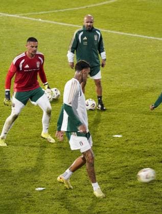 Gianluca Scamacca and Elia Caprile during the Italia team Training session at federal technical center of Coverciano, center Italy, Florence -Monday, November 10, 2025. - Soccer  Copyright: xMarcoxBucco LaxPressex