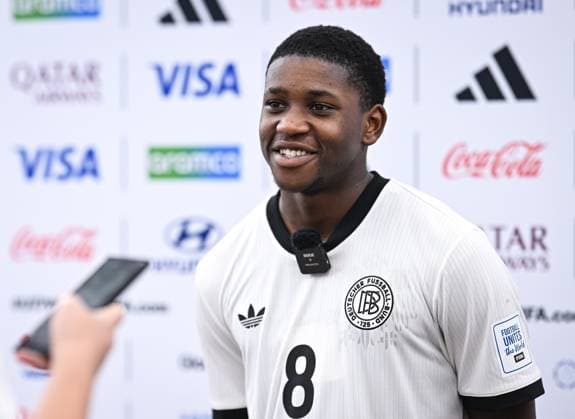 Football, Junior U 17 World Cup 2025 in Doha Qatar Preliminary round 10 11 2025 Group G El Salvador Germany Man of the Match Jeremiah Dennit Mensah Germany Bayer 04 Leverkusen interviewed in the mixed zone