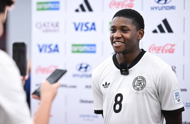 Football, Junior U 17 World Cup 2025 in Doha Qatar Preliminary round 10 11 2025 Group G El Salvador Germany Man of the Match Jeremiah Dennit Mensah Germany Bayer 04 Leverkusen interviewed in the mixed zone
