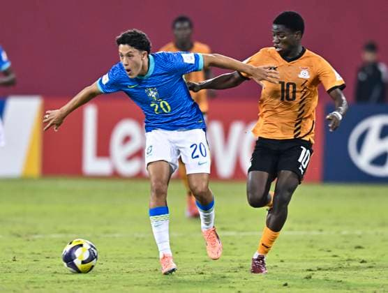 Zambia v Brazil: Group H- FIFA U-17 World Cup Qatar 2025 Felipe Morais of Brazil and Felix Phiri of Zambia in action during the FIFA U-17 World Cup Qatar 2025 Group H match between Zambia and Brazil in Doha, Qatar, on November 10, 2025. DOHA Qatar Copyright: xNOUSHADxTHEKKAYILx