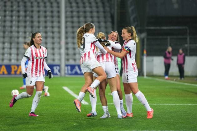 Google Pixel Womens Bundesliga SC Freiburg vs Bayer 04 Leverkusen, 10 11 2025 Goal celebration Tessa Blumenberg SC Freiburg, 7 to 1 1 Google Pixel Womens Bundesliga SC Freiburg vs Bayer 04 Leverkusen, Dreisamstadion, 10 11 2025 DFB DFL REGULATIONS PROHIBIT ANY USE OF PHOTOGRAPHS AS IMAGE SEQUENCES AND OR QUASI VIDEO Copyright: xBEAUTIFULxSPORTS Boscox