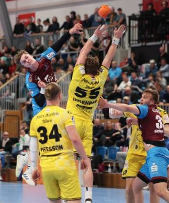 GER HBL2 Season 2025 2026 VfL Potsdam vs HSG Krefeld Niederrhein, 10 11 25, MBS Arena, Potsdam Nicolas PAULNSTEINER 1 VfL Potsdam 7 , Jörn PERSSON HSG Krefeld Niederrhein 34 , Niklas INGENPASS HSG Krefeld Niederrhein 55 , Tim Niclas SCHRÖDER 1 VfL Potsdam 33