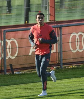 10 11 2025, FC Bayern Training, Training ground Saebenerstrasse Munich, Soccer , Sport, in the picture Jamal Musiala FC Bayern Muenchen