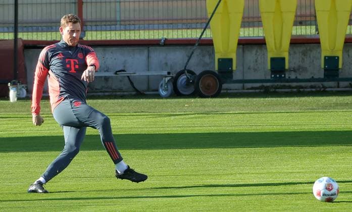 10 11 2025, FC Bayern Training, Training ground Saebenerstrasse Munich, Soccer , Sport, in the picture Michael Rechner FC Bayern Muenchen