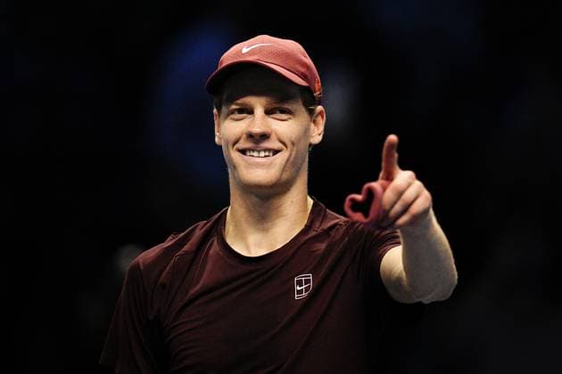 Italy s Jannik Sinner celebrates after winning the singles tennis match of the ATP, Tennis Herren World Tour Finals against Canada s Felix Auger Aliassime at the Inalpi Arena in Turin, Italy - Sunday, Nov. 10, 2025. - .  Copyright: xMarcoxAlpozzi LaPressex
