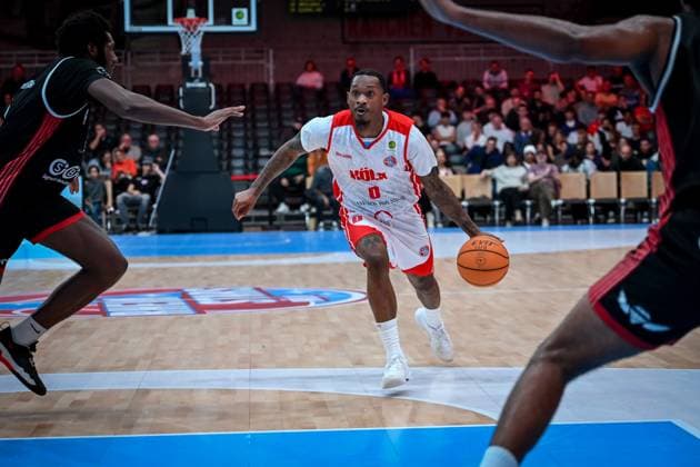Barmer 2 Basketball Bundesliga ProA Rheinstars Köln vs SBB Baskets Wolmirstedt, 10 11 2025 Cedric Cezell Russell Jr RheinStarsKöln 0 , Barmer 2 Basketball Bundesliga ProA Rheinstars Köln vs SBB Baskets Wolmirstedt on 10 11 2025 at Motorworld Köln in Cologne North Rhine-Westphalia Copyright: xBEAUTIFULxSPORTS Mueller-Laschetx