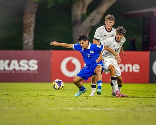 Football FIFA U17, U 17 World Cup Qatar 2025 El Salvador vs Germany Group G Match 61 Toni Langsteiner Germany, 14 Ben Kieffer Germany, 20 Copyright: xRedhaxHosnixSegganix
