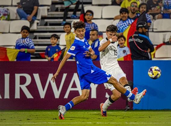 Soccer FIFA U17, U 17 World Cup Qatar 2025 El Salvador vs Germany Group G Match 61 Niklas Scheller Germany, 15 Jose GUATEMALA El Salvador, 2 Copyright: xRedhaxHosnixSegganix
