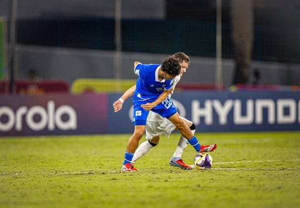 Football FIFA U17, U 17 World Cup Qatar 2025 El Salvador vs Germany Group G Match 61 Adonis CAMPOS El Salvador, 20 Christian Prenaj Germany, 18 Copyright: xRedhaxHosnixSegganix