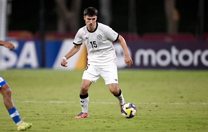Football, Juniors U 17 World Cup 2025 in Doha Qatar Preliminary round 10 11 2025 Group G El Salvador Germany Niklas Scheller Germany