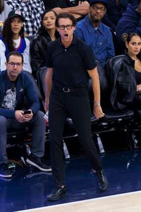 November 10, 2025, Inglewood, California, USA: Head coach, Quin Snyder of the Atlanta Hawks during their regular season NBA, Basketball Herren, USA game against the Los Angeles Clippers on Monday November 10, 2025 at Intuit Dome in Inglewood, California. Clippers lose to Hawks, 102-105. ARIANA RUIZ PI Inglewood USA - ZUMAp124 20251110_zaa_p124_131 Copyright: xArianaxRuizx