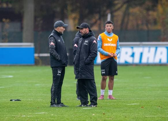 Soccer, Men, Season 2025 26, 2 Bundesliga, Hertha BSC, Training, f l Coach Stefan Leitl Hertha BSC , Michael Hartmann Transition Coach Professionals Talents, Hertha BSC , 11 11 2025, Copyright: xSebastianxRäppold MatthiasxKochx
