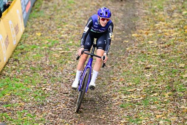 Telenet Superprestige 2025-2026 Niel NIEL, BELGIUM - NOVEMBER 11 : Brand Lucinda (NED) of Baloise Glowi Lions during the 3rd leg of the Jaarmarktcross Telenet Superprestige 2025-2026 a cyclocross race for Women Elite on November 11, 2025 in Niel, Belgium, 11 11 2025 ( Niel Belgium  Copyright: xNicoxVereeckenx