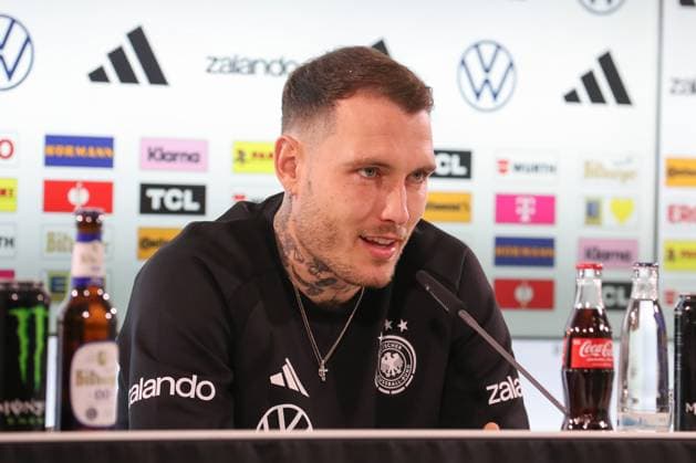 11 11 2025, xtgx, Football German National Team Press Conference emspor, v l David Raum Germany, DFL DFB REGULATIONS PROHIBIT ANY USE OF PHOTOGRAPHS as IMAGE SEQUENCES and or QUASI VIDEO Wolfsburg