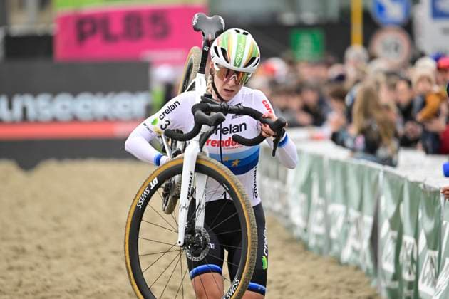 Telenet Superprestige 2025-2026 Niel NIEL, BELGIUM - NOVEMBER 11 : Van Der Heijden Inge (NED) of Crelan - Corendon during the 3rd leg of the Jaarmarktcross Telenet Superprestige 2025-2026 a cyclocross race for Women Elite on November 11, 2025 in Niel, Belgium, 11 11 2025 ( Niel Belgium  Copyright: xNicoxVereeckenx