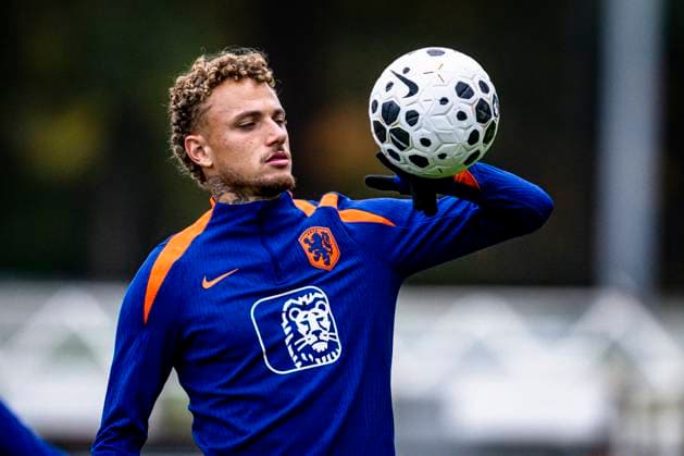 Netherlands player Noa Lang, during the match FOOTBALL - INTERNATIONAL - TRAINING DUTCH national team, Nationalteam 11-11-25 at the KNVB Campus for the FIFA World Cup, WM, Weltmeisterschaft, Fussball 2026 Qualifiers season 2025-2026 in ZEIST, Netherlands on 11 November 2025 (Photo by Stefan Koops EYE4images DeFodi Images) Netherlands player Noa Lang, during the match FOOTBALL INTERNATIONAL TRAINING DUTCH NATIONAL TEAM 11 11 25 at the KNVB Campus for the FIFA World Cup 2026 Qualifiers season 2025 2026 in ZEIST, Netherlands on 11 November 2025 Photo by Stefan Koops EYE4images DeFodi Images