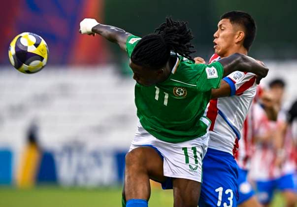 Republic of Ireland v Paraguay: Group J - FIFA U-17 World Cup Qatar 2025 Jaden Umeh of Republic of Ireland and Mauro Coronel of Paraguay in action during the FIFA U-17 World Cup Qatar 2025 Group J match between Republic of Ireland v Paraguay in Doha, Qatar, on November 11, 2025. DOHA Qatar Copyright: xNOUSHADxTHEKKAYILx