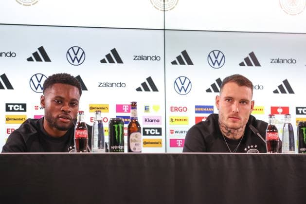 11 11 2025, xtgx, Football German National Team Press Conference emspor, v l Ridle Baku Germany, , David Raum Germany, DFL DFB REGULATIONS PROHIBIT ANY USE OF PHOTOGRAPHS as IMAGE SEQUENCES and or QUASI VIDEO Wolfsburg