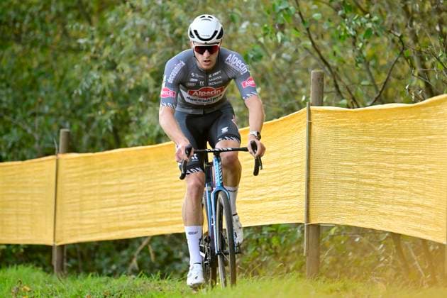 Telenet Superprestige 2025-2026 Niel NIEL, BELGIUM - NOVEMBER 11 : Vandeputte Niels (BEL) of Alpecin-Deceuninck during the 3rd leg of the Jaarmarktcross Telenet Superprestige 2025-2026 a cyclocross race for Men Elite on November 11, 2025 in Niel, Belgium, 11 11 2025 ( Niel Belgium  Copyright: xNicoxVereeckenx