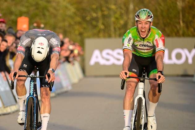 Telenet Superprestige 2025-2026 Niel NIEL, BELGIUM - NOVEMBER 11 : Sweeck Laurens (BEL) of Crelan - Corendon wins, second place for Vandeputte Niels (BEL) of Alpecin-Deceuninck during the 3rd leg of the Jaarmarktcross Telenet Superprestige 2025-2026 a cyclocross race for Men Elite on November 11, 2025 in Niel, Belgium, 11 11 2025 ( Niel Belgium  Copyright: xNicoxVereeckenx