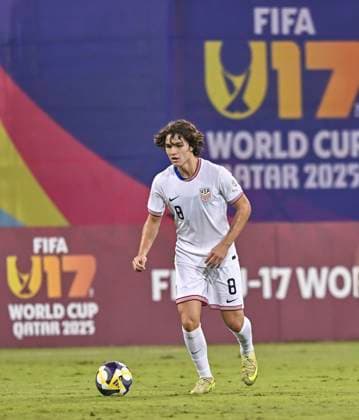 Czechia v USA : Group I - FIFA U-17 World Cup Qatar 2025 Jude Terry of the United States in action during the FIFA U-17 World Cup Qatar 2025 Group I match between Czechia v USA in Doha, Qatar, on November 11, 2025. DOHA Qatar Copyright: xNOUSHADxTHEKKAYILx