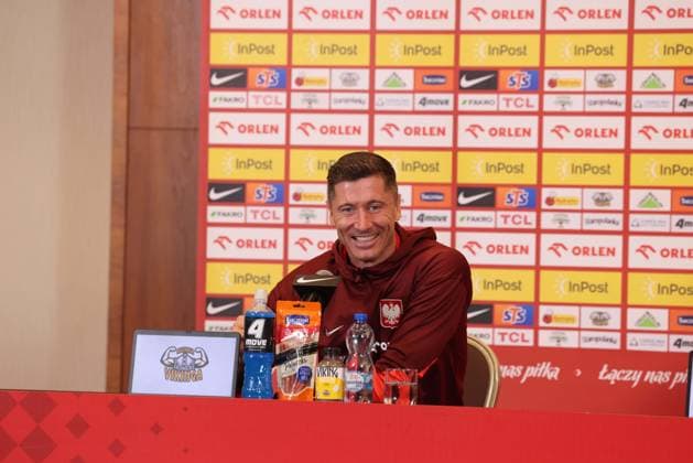 POLAND AND CZECH REPUBLIC OUT !!! Warszawa 11.11.2025 Konferencja prasowa reprezentacji Polski Polish football national team, Nationalteam press conference, PK, Pressekonferenz Robert Lewandowski Fot. Marcin Solarz FotoPyk NEWSPIX.PL --- newspix.pl 