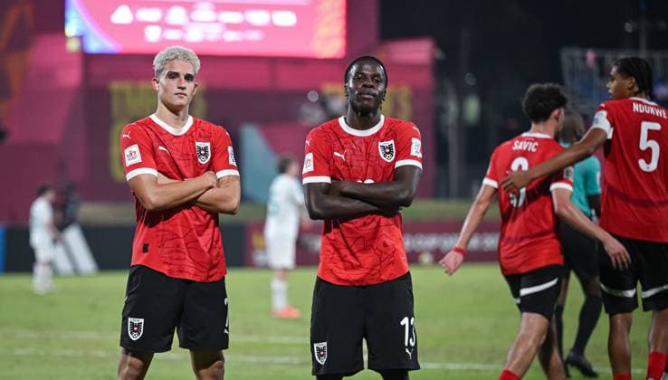 Football, Junior U 17 World Cup 2025 Doha Qatar Preliminary round 11 11 2025 Group L New Zealand Austria CHEERS Austria Goalscorer 0 1 Nicolas Jozepovic left and Kenny Nzogang center
