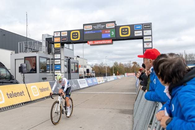 Dutch Inge van der Heijden pictured in action during the women s elite race at the Jaarmarktcross cyclocross cycling event in Niel, race 3 8 of the Superprestige competition, on Tuesday 11 November 2025. ZENOxDRUYTS  x140919659x