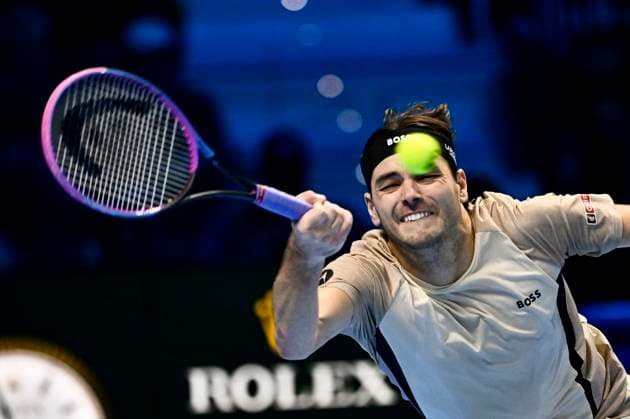 November 11, 2025: Carlos Alcaraz of Spain plays a backhand against Taylor Fritz of the United States during their Men s Single s Nitto ATP, Tennis Herren match during day three of the Nitto ATP Finals at Inalpi Arena on November 11, 2025 in Turin, Italy. - ZUMAg210 20251111_abp_g210_034 Copyright: xStefanoxGuidix