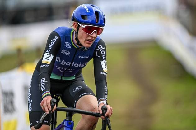 Dutch Lucinda Brand pictured in action during the women s elite race at the Jaarmarktcross cyclocross cycling event in Niel, race 3 8 of the Superprestige competition, on Tuesday 11 November 2025. DAVIDxPINTENS  x140920267x