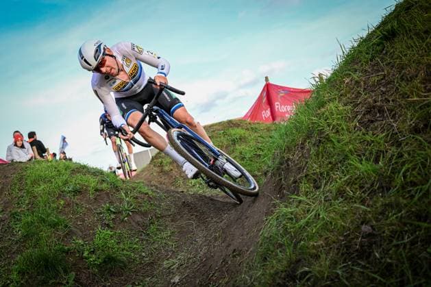 Belgian Toon Aerts pictured in action during the men s elite race at the Jaarmarktcross cyclocross cycling event in Niel, race 3 8 of the Superprestige competition, on Tuesday 11 November 2025. DAVIDxPINTENS  x140921773x