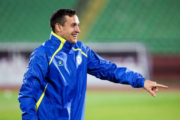 Bosnia and Herzegovina training session: FIFA World Cup, WM, Weltmeisterschaft, Fussball 2026 Qualifiers Dario Saric of Bosnia and Herzegovina during the training session at Kosevo Stadium in Sarajevo, Bosnia and Herzegovina, on November 11, 2025.  ArminxDurgut PIXSELL