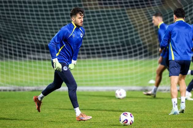 Bosnia and Herzegovina training session: FIFA World Cup, WM, Weltmeisterschaft, Fussball 2026 Qualifiers Martin Zlomislic of Bosnia and Herzegovina during the training session at Kosevo Stadium in Sarajevo, Bosnia and Herzegovina, on November 11, 2025.  ArminxDurgut PIXSELL