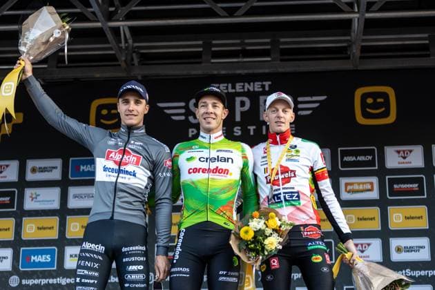 L-R, second Belgian Niels Vandeputte, winner Belgian Laurens Sweeck and third Belgian Michael Vanthourenhout celebrate on the podium of the men s elite race at the Jaarmarktcross cyclocross cycling event in Niel, race 3 8 of the Superprestige competition, on Tuesday 11 November 2025. ZENOxDRUYTS  x140933837x