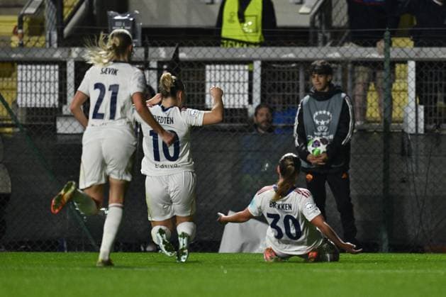 CALCIO - Champions League Women - AS Roma vs Valerenga Fotball Damer Stine Brekken of Valerenga Fotball Damer celebrates after scoring the goal of 0-1 during the Women s Champions League Matchday 3 between A.S. Roma and Valerenga Fotball Damer at the Tre Fontane Stadium on November 11, 2025 in Rome, Italy. Rome Italy  Copyright: xIPAxSport ABACAx