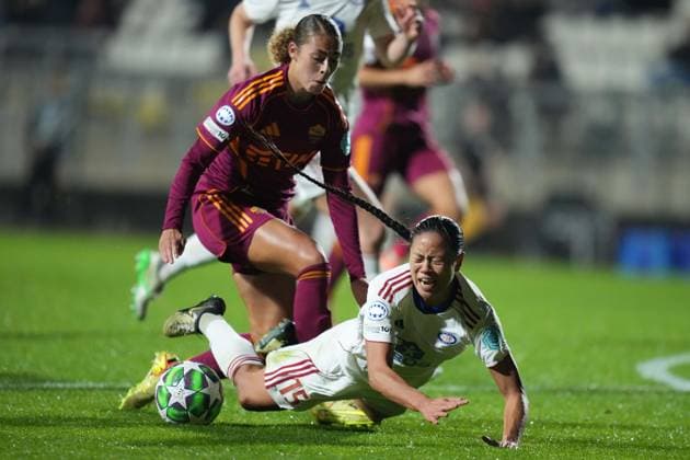 Valerenga s Ylinn Tennebo AS Roma s Alayah Sophia Pilgrim during the Uefa Women™s Champions League soccer match between Roma and Valerenga Football at the Rome s Tre Fontane stadium, Italy - Tuesday November 11, 2025 - Soccer ( Photo by Alfredo Falcone LaPresse )  Copyright: xAlfredoxFalcone LaPressex